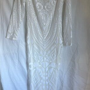 Elegant White Long Sleeve Sequin Dress